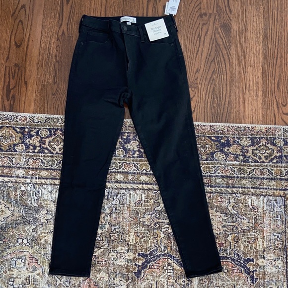 Abercrombie & Fitch Denim - NWT Abercrombie & Fitch Women's Black High Rise Skinny Jean (Curve Love)